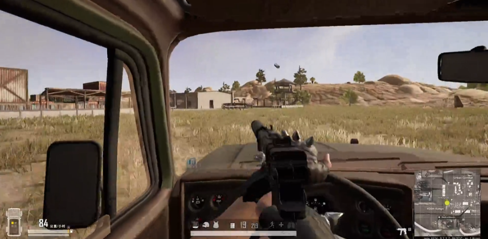 绝地求生怎么在车上射击